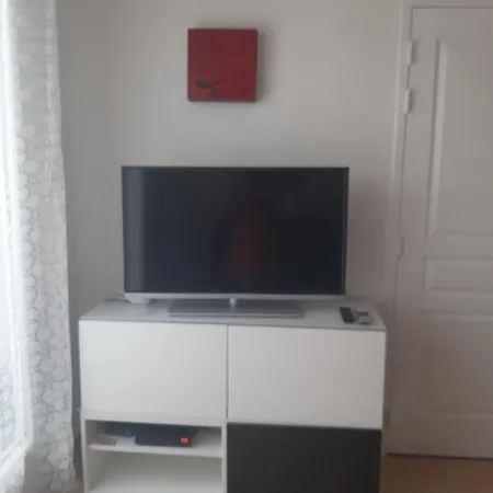 L' Olivier Apartment *